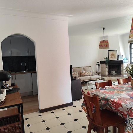 אלבופיירה Casa Das Flores מראה חיצוני תמונה