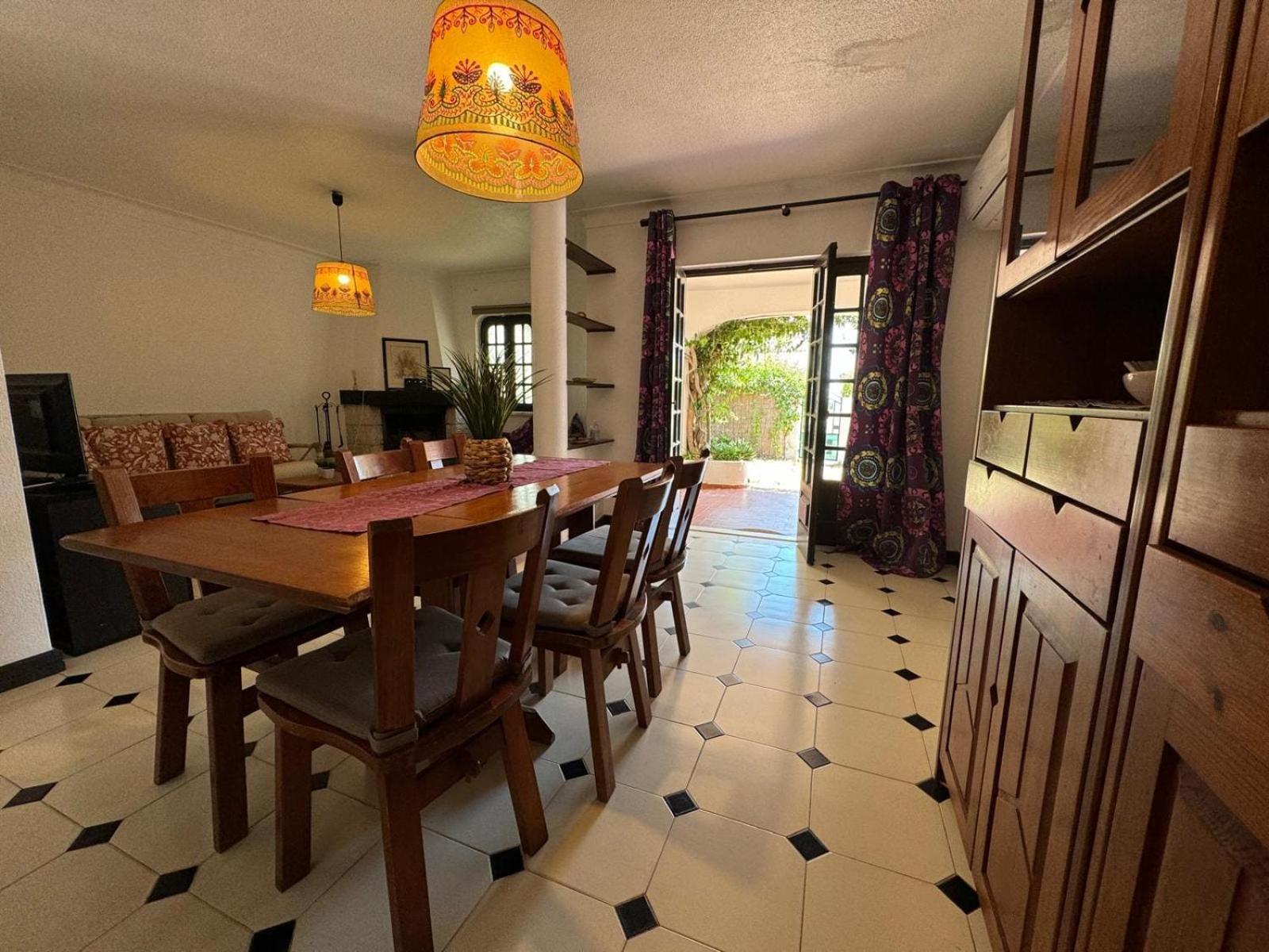 אלבופיירה Casa Das Flores מראה חיצוני תמונה