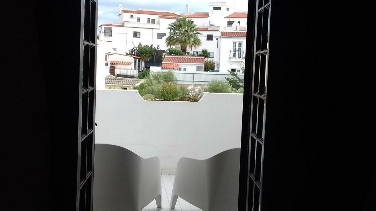 אלבופיירה Casa Das Flores מראה חיצוני תמונה